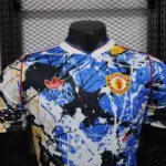 2026/2027 Player Version Manchester United x Stone Roses Football Shirt Blue 1:1 Thai Quality - 图片 3