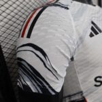 2025/2026 Player Version Manchester United Special Edition White Football Shirt 1:1 Thai Quality - 图片 3
